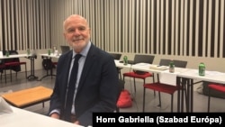 Az ENSZ EGB környezeti jogvédők védelmét ellátó különleges jelentéstevője, Michel Forst Budapesten a CEU épületében találkozott magyarországi szakértőkkel és civil szervezetek képviselőivel 2025. május 27-én