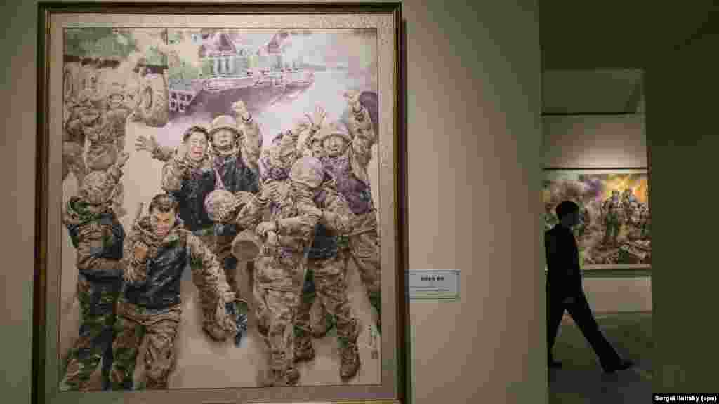 Korábban mind Oroszország, mind Észak-Korea tagadta a dél-koreai hírszerzés 2024 októberében napvilágot látott jelentéseit, amelyek szerint észak-koreai csapatok harcolnak az oroszok oldalán. Dmitrij Peszkov, a Kreml szóvivője akkor „újabb álhírként” utasította el a jelentéseket