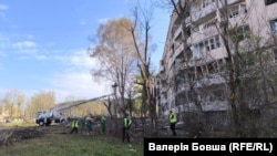 Urmările atacului cu rachetă în Krivoi Rog, 5 aprilie 2025.