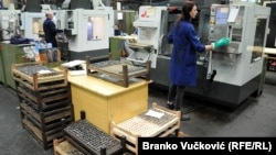 Radnici u fabrici oružja "Zastava" u Kragujevcu, ilustrativna fotografija