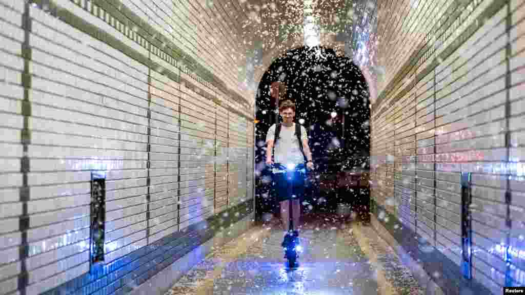 A kérészek a petéik lerakása után elpusztulnak, de a petékből kikelő lárvák a folyó fontos táplálékforrásai lehetnek, ha a fényszennyezés miatt nem máshol fejezik be rövid életüket