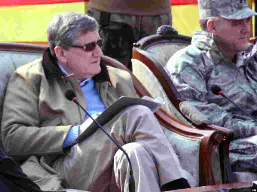 Richard Holbrooke u dolini Swat u Pakistanu, 14. januar 2010.
