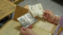 (Video) „Abia acum înțelegem durerea lor”. Urmașii deportaților caută adevărul și rădăcinile în dosarele desecretizate