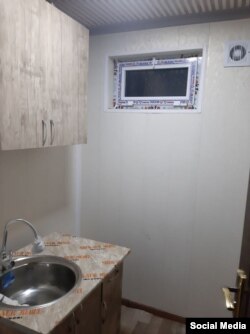 Кухня в контейнерном доме.