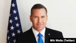 მაიკ უოლცი