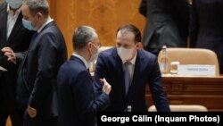 Demiterea lui Stelian Ion, ministrul Justiției, a fost evenimentul declanșator al crizei guvernamntale care a stăpânit România timp de trei luni