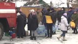 Как живет прифронтовой город на Донбассе без воды (видео) Как живет прифронтовой город на Донбассе без воды (видео)