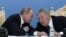 Президент России Владимир Путин и президент Казахстан Нурсултан Назарбаев. Атырау, 20 сентября 2014 года.