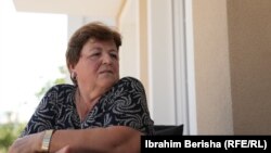 "Nemamo njegov grob", kaže Mira Krasnići koja i danas traga za ostacima svog supruga nestalog aprila 1999. godine.