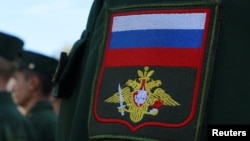 Oznaka na uniformi ruskog vojnika, septembar 2023.