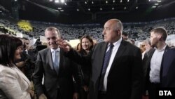 Председателят на парламентарната група на ЕНП Манфред Вебер ще бъде един от четиримата представители на партията, които ще направят изявление по време на дебата в понеделник