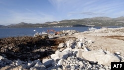 Hrvatska nikome ništa ne uzima, poručuju iz Zagreba na najave tužbe iz BiH zbog Pelješkog mosta (Foto: mjesto gradnje Pelješkog mosta)