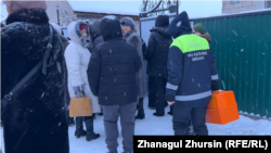 Пришедшие проститься с погибшими. Актобе, 16 января 2025 года