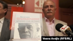 Veselin Šljivančanin, haški osuđenik, na promociji svoje knjige u Beogradu