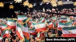 اعضای سازمان مجاهدین خلق در آلبانی/ عکس آرشیوی است