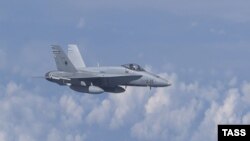 Руски борбен авион Сухој Су-27