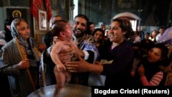 ნათლობის რიტუალი.