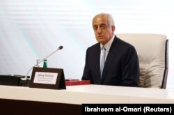Zalmaj Halilzad, američki izaslanik za mir u Avganistanu, na razgovorima avganistanske vlade i talibanskih pobunjenika u Dohi 12. septembra.