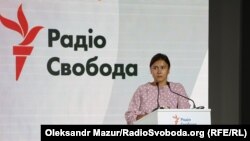 Katerina Iesipenko vorbește în timpul unui eveniment care marchează cea de-a 70-a aniversare a serviciului ucrainean al RFE/RL la Kiev. Septembrie 2024.