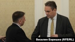 Пламен Георгиев в компанията на председателя на парламентарната правна комисия Данаил Кирилов. 