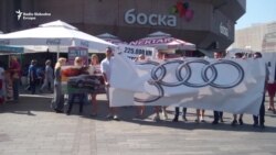 'Političari, odustanite od skupih automobila'