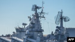 ფოტო არქივიდან: რუსეთის სარაკეტო კრეისერი „მოსკვა". 