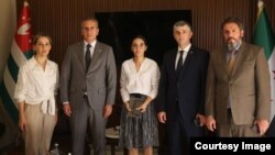 Олег Барциц в абхазском посольстве. Дамаск, 26 июня