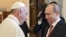 Папа Франциск и Владимир Путин. Ватикан, июнь 2015 года