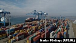 Portul Constanța și reforma Justiției par a fi cele două motive nescrise pentru care statul român nu convinge toți membrii Uniunii Europene că merită să adere la zona de liberă circulație Schengen.