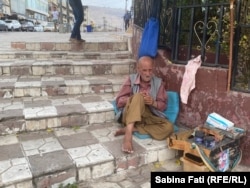 În apropierea bazarului, după furtuna de nisip, Duhok, Irak, 7 septembrie 20210