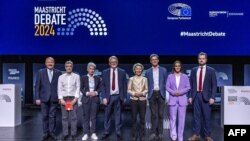 Moldoveanul Valeriu Ghilețchi (ECPM) este primul din stânga. Lângă el, Walter Baier (Stânga), Marie-Agnes Strack-Zimmermann (ALDE), Nicolas Schmidt (Socialiști), Ursula von der Leyen (EPP), Bas Eickhout (Verzii), Maylis Rossberg (Alianța regiunilor) și Anders Vistisen (ID).