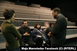 Михаил Угаров, Елена Гремина, Майя Мамаладзе, Лаша Бугадзе, Нестан Квиникадзе (справа налево)