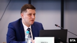 Генералният директор на БНР Милен Митев по време на изслушването пред СЕМ, 15 октомври 2024 г.