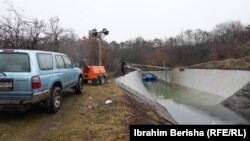 Поглед на каналот Ибар-Лепенeц на северот на Косово, ден по експлозијата во која беше оштетен, на 30 ноември 2024 година.