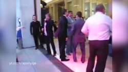 Медведев танцует под American Boy