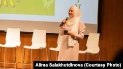 Алима Салахутдинова