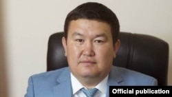 Акылбек Эшимов.