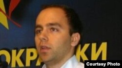 Дарко Давитковски - Претседател на Социјалдемократската младина на Македонија. 