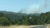 Хеликоптери ќе го гасат пожарот кај Пехчево, пожарот кај Девич се доближува до куќите