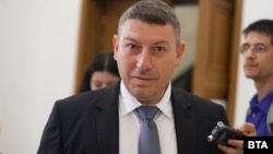  Деньо Денев 