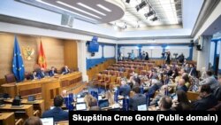 Mandić predsjedava prvom sjednicom proljećnog zasjedanja Skupštine Crne Gore, 12. mart 2025.