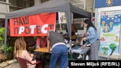 Potpisivanje peticije za izbor novih članova REM-a, Beograd, 23. april 2025.