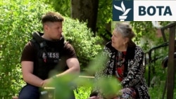 "Do ta pres paqen": Me gjithë bombardimet, ukrainasja refuzon ta lërë shtëpinë