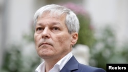 Dacian Cioloș a anunțat că a depus un denunț la Parchetul General împotriva lui Marcel Ciolacu legat de procesul dintre Romania și RMGC.