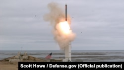 Ispaljivanje krstarećeg projektila