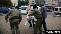 Poliția a dispersat un miting pentru susținerea Mariei Kolesnikova, reprezentantă a opoziției arestată de putere
