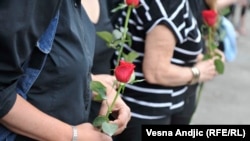 Bauk rodne ideologije, poput prijetećeg strašila, nadvio se nad ratifikacijom