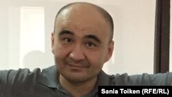 Макс Бокаев, гражданский активист, на суде по его делу. Атырау, 18 ноября 2016 года.