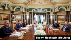 Amerikai–orosz tárgyalás Rijádban