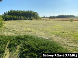 Ez itt a magyi focipálya, ahol utoljára 10 évvel ezelőtt volt futballmérkőzés.